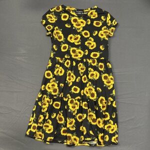 Kandy Kiss girls' dress features a vibrant sunflower print Size 10